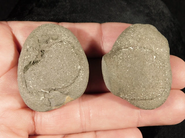 Larger! Nice and 100% Natural Boji Stone Pair 93.7gr