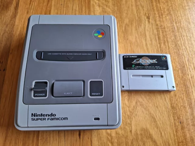 NINTENDO Super Famicom JAPANESE CONSOLE SYSTEM ONLY + GAME SNES