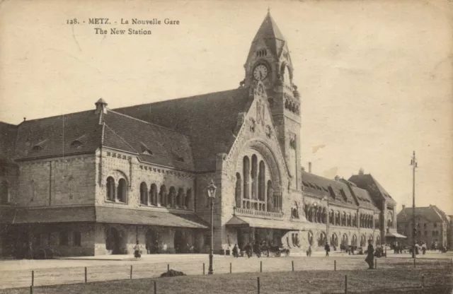 CPA AK METZ - La Nouveille Gare (170044)