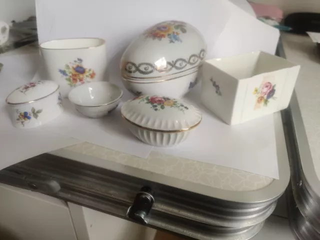 Porcelain & Fine Bone China - Job Lot of Assorted Pieces FREE UK DELIVERY