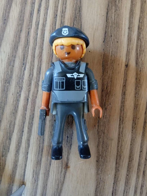 Accessoire Playmobil Figurine Playmobil Sous Blister – Le Policier Et Son Chien, Forces Spéciales (neuf Accessoire Playmobil Figurine Playmobil Sous Blister – Le Policier Et Son Chien, Forces Spéciales (neuf