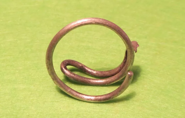 Scythian-Sarmatia Silver Old Ring Crimped Temporal 7-3 th Century BC 2.6 grams