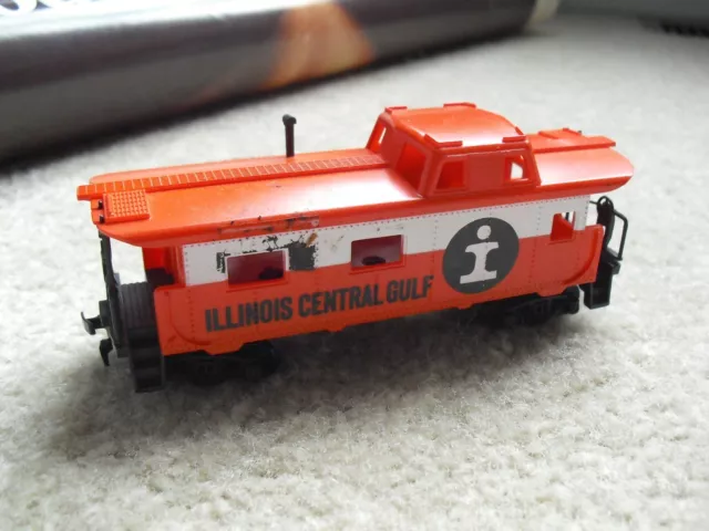 Vintage 1980s HO Scale Tyco Illinois Central Gulf Caboose Car