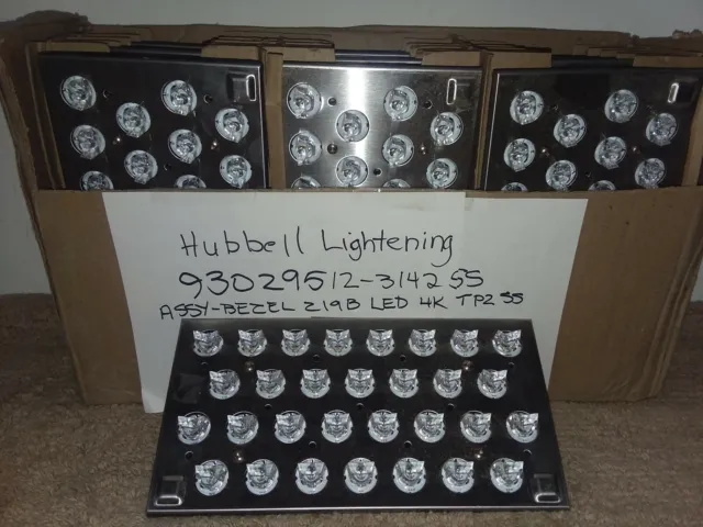 Hubbell Lighting 93029512-3142SS ASSY- BEZEL 219B LED 4K TP2 SS