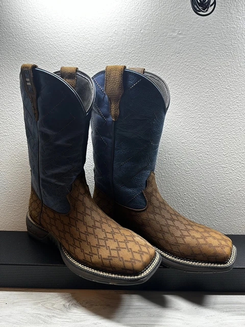 BRAND NEW CODY James Size 9D Xero Lite Boots Never Worn 95.00