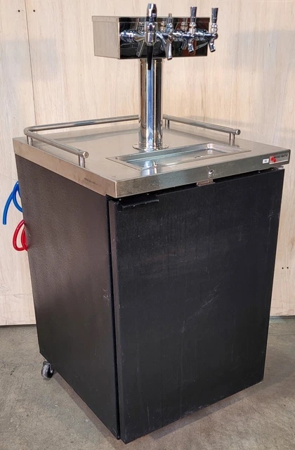 Micro Matic Mdd23-E 25" Direct Draw Refrigerated 4-Tap Kegerator Beer Dispenser