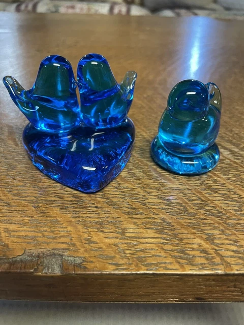 Set Of Two Blue Bird Of Happiness Blown Glass Figurines One Signed Leo Ward 1987