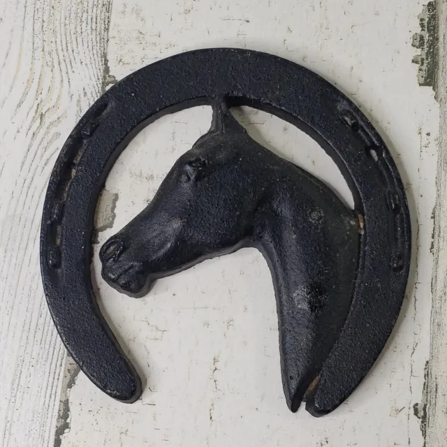 4.5" Cast Iron Horse & Horseshoe Facing Down Barn/Shed Wall Decoration