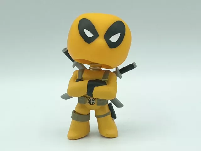 Marvel Disney Funko Mystery Minis Hot Topic Yellow  Deadpool Rare Series 1