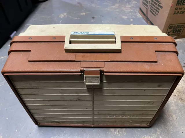 Vintage Large FENWICK Tackle Box Plastic Black Seven Trays 15”x11”x9