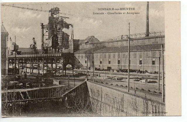 DOMBASLE SUR MEURTHE - Meurthe et Moselle - CPA 54 - les Usines Solvay estacade