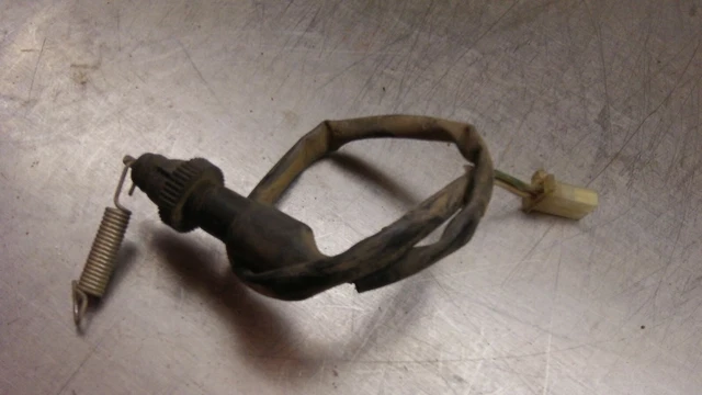 1985 Honda VF1100S rear brake switch with spring VF 1100 T4-20