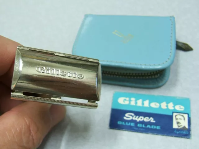 Vintage 1965 Marcas Regs Gillette Travel Tech DE Safety Razor Set in Case
