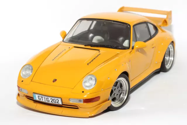 1:18 Porsche 911 [993] Carrera GT2 (1997) | UT Models 27832 | Modellauto