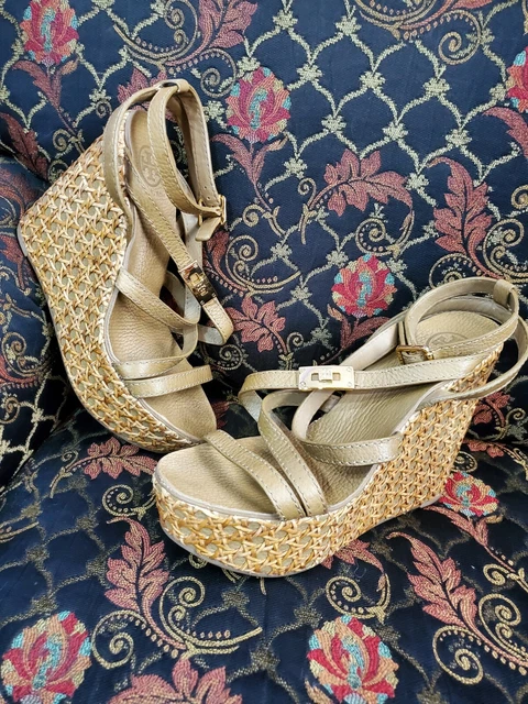 Tory burch on sale camilla platform sandal