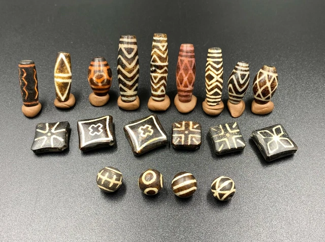 South East Asian Burmese Antiquities Jewelry Trade Pumtek Wood Beads Late 19 C.