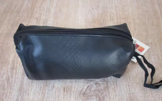 Kosmetik Tasche Accessoires Kulturbeutel für Reise oder Handtasche Schwarz klein