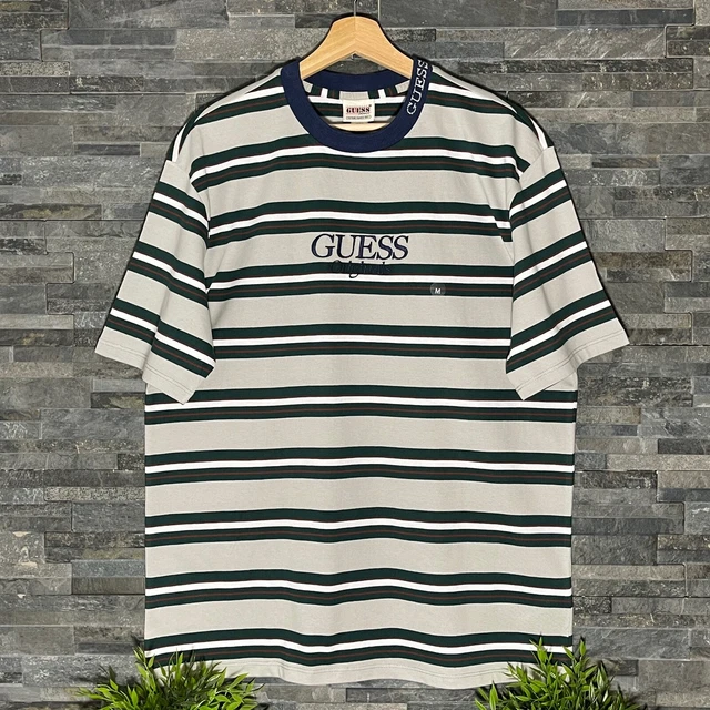 Guess t shirt a righe hotsell