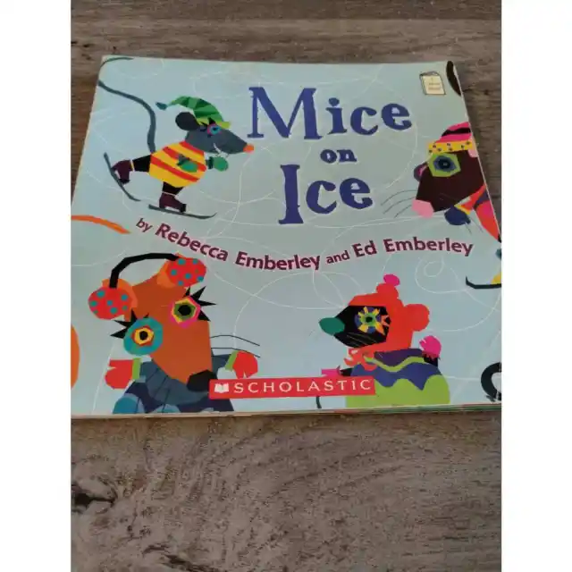 Mice on Ice (I Like to Read series)