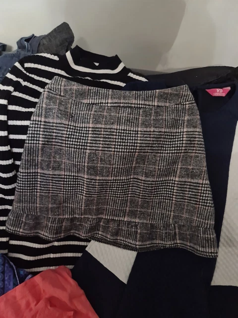 7 x Item Bundle Girls Age 9 - 10 Years.  Dress, Skirt, Top, Jumper. Joblot 2