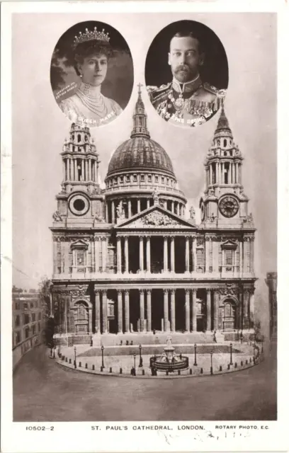 KING GEORGE & QUEEN MARY @ ST PAUL'S CATHEDRAL LONDON real photo postcard rppc