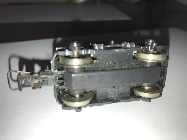 R 3452 JOUEF UN BOGIE MOTEUR BB 67001 ou 9200 POUR CHASSIS PLASTIQU
