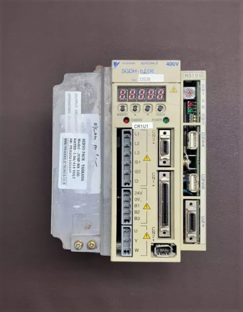 Servodrive Yaskawa Sgdh-05De 0,5Kw 400 Volts Avec Jusp-Ns100