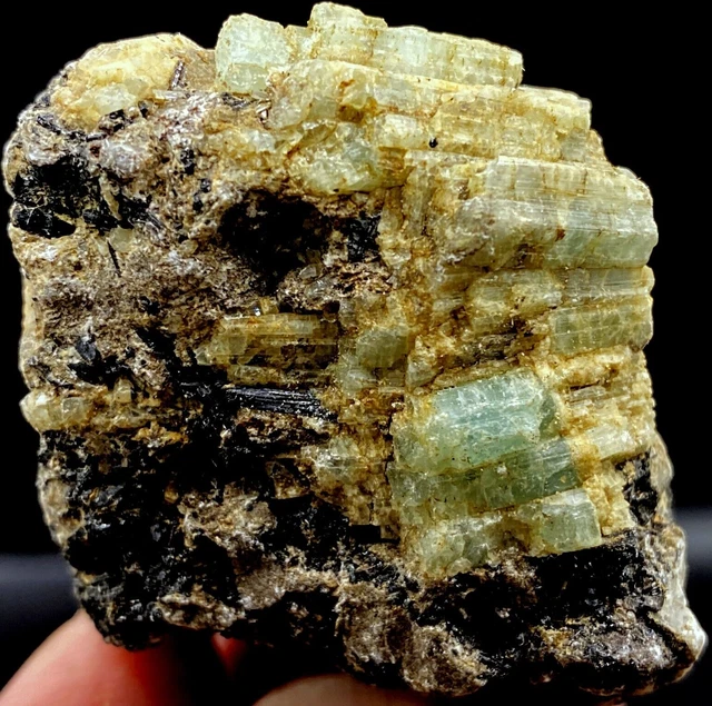 77 Gram Stunning Quality Natural Green Color EMERALD Crystals Bunche Specimen