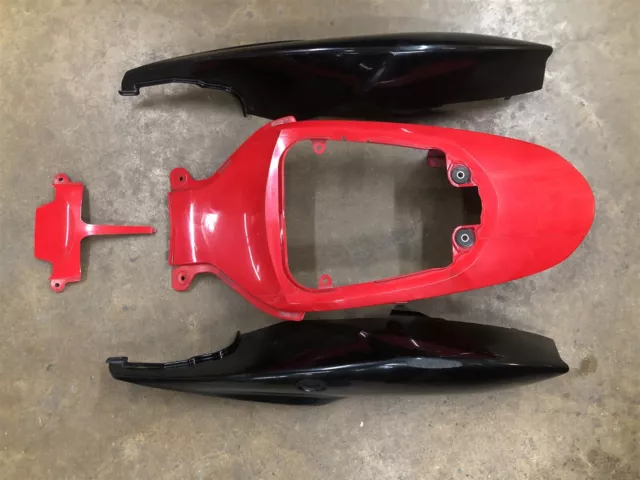 Suzuki GSXR600 GSXR 600 06 07 2006 2007 OEM Seat Tail Fairings Covers Red Black