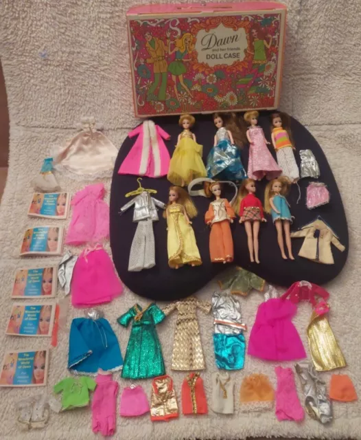 Vtg Topper Dawn and her Friends Doll Case 8 Dolls With Clothes & Accessories 70s