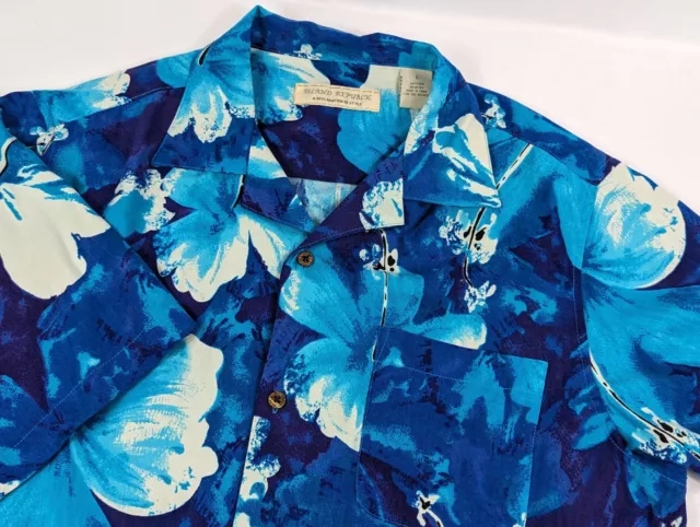 Island Republic Hawaiian Foral Blue Silk Button Down Shirt Mens Size LG Camp