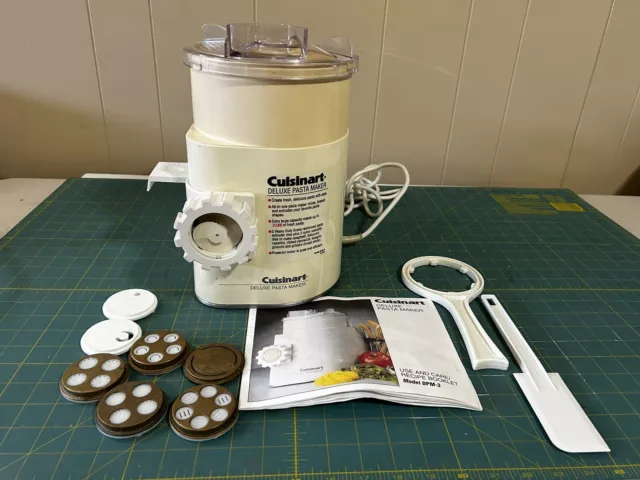 Cuisinart Deluxe Pasta Maker DPM-3 Recipe Book 3 Pound Capacity Electric Italy
