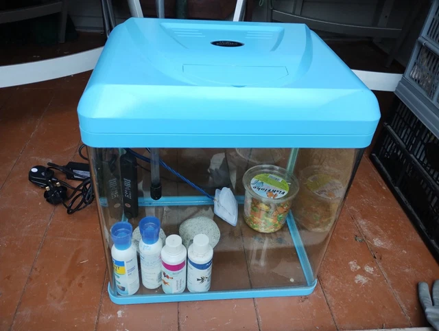 Small Aquarium Fish Tank Coldwater/ Tropical with accessories