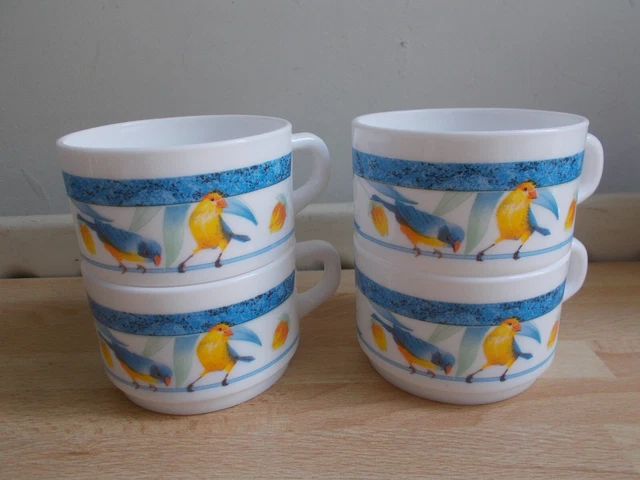 ARCOPAL 3 coffee cups square vintage decor - Sold