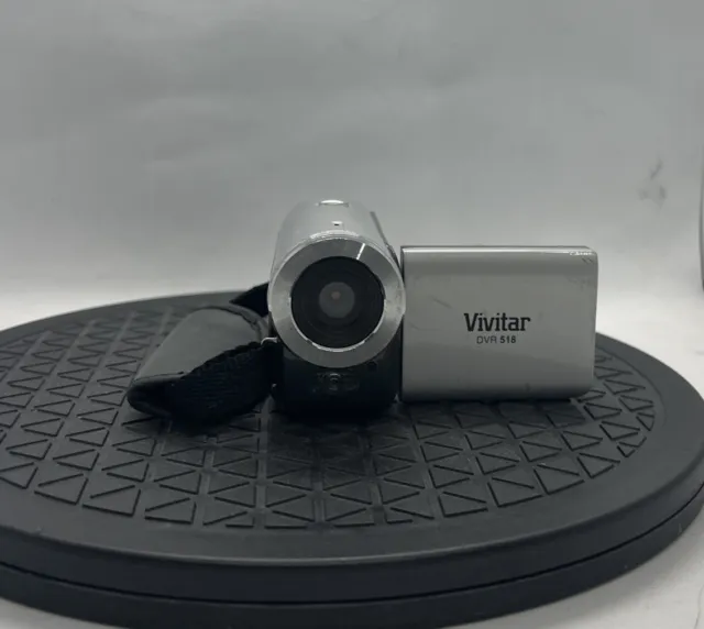 Vivitar DVR-518 5.0MP Compact Handheld HD Digital Camcorder +4GB SD Card #441