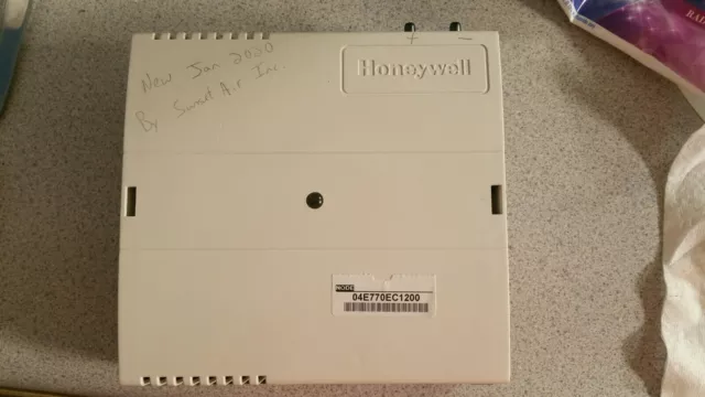 Honeywell W7751f VAV Controller