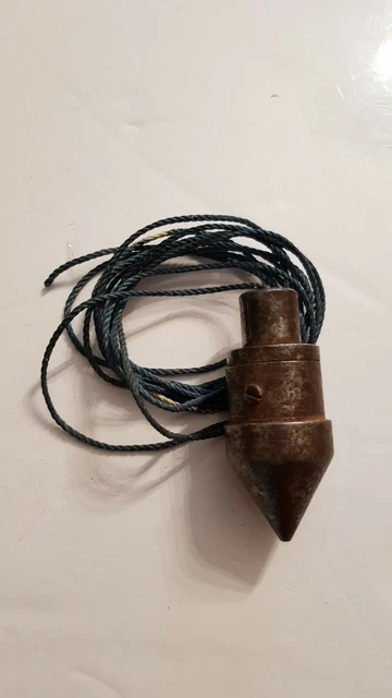 ancienne toupie en bois de plombier pour élargir les tubes en