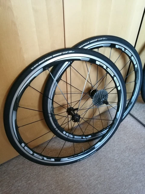 wh-rs81-c35 P ZERO RACE 4S 26ｃシマノ11s Shimano RS81 C35 carbon-alloy wheelset – first