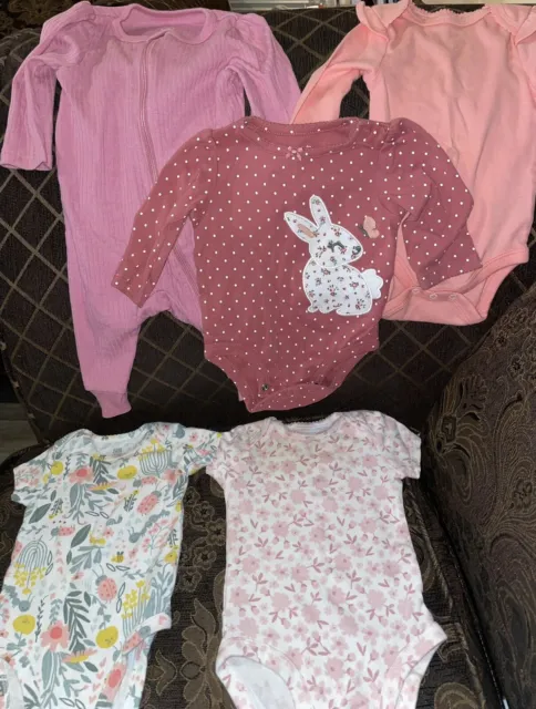 Baby Girl Clothes 3 Months Bodysuits  Bundle Lot Of Clothes Carters Sleeper