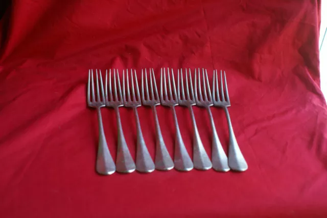 Ensemble de huit fourchettes en métal argenté de marque Boulenger