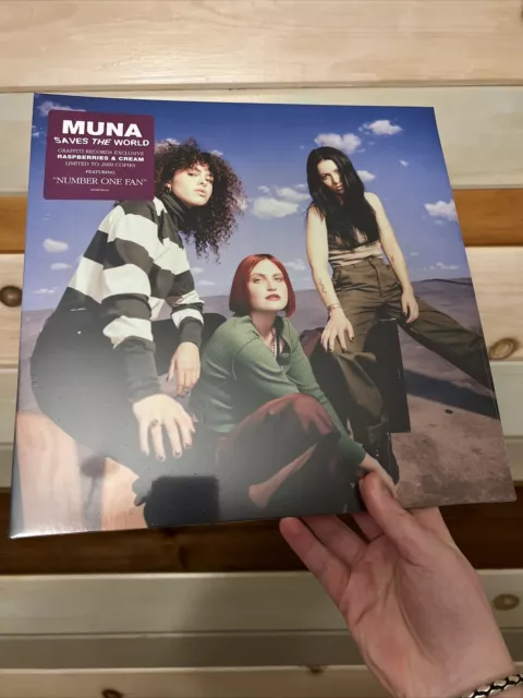 Muna - Saves The World (Raspberries and Cream) Vinyl Graffiti Records /2000