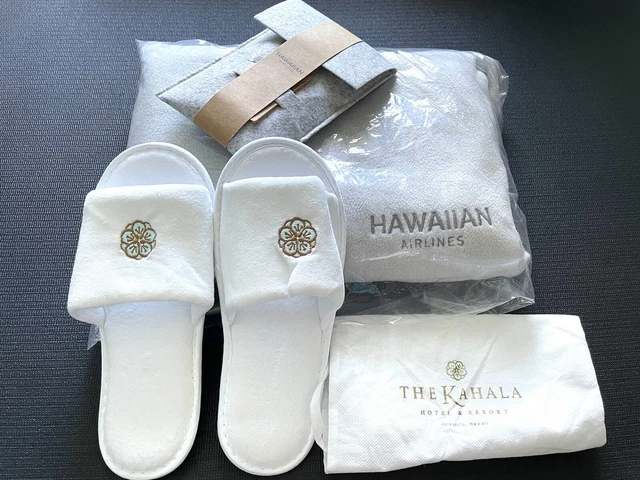 HAWAIIAN AIRLINES  ① Blanket (& Pillow?)/ ① Amenity/ ① Slippers ❤️ SET Of 3 ❤️