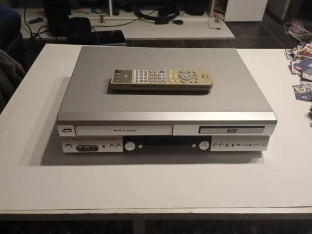 Original JVC HR-XV1 + DVD-Player Hifi VHS Videorecorder Kombigerät + Fernbedienu