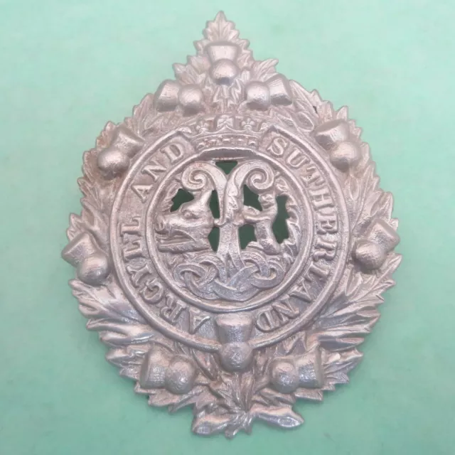 The Argyll and Sutherland Highlanders British Army/Military Hat/Cap Badge