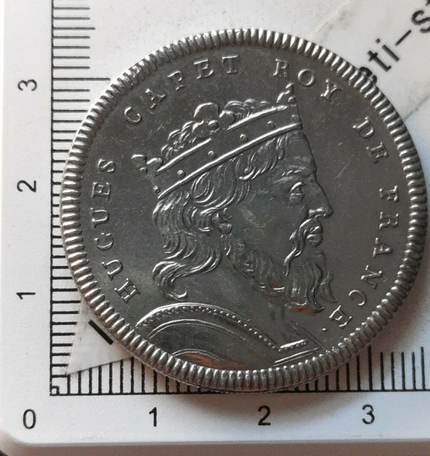 G13708 Médaille des rois de France Hugues Capet trésor du patrimoine