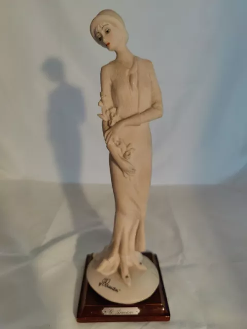 Giuseppe Armani Signed "Lady with Flowers" 431F- Figurine Florence 1987 PERFECT