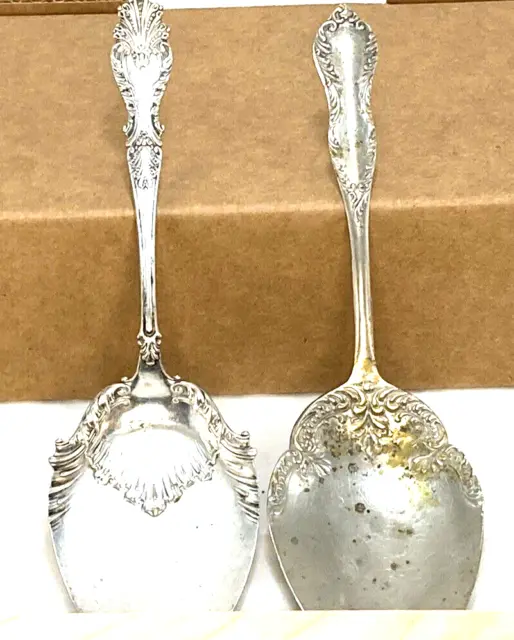 preowned, 2 DIFFERENT VINTAGE PIE/CAKE SERVERS, USCO AND ROGERS AND HAMILTON,
