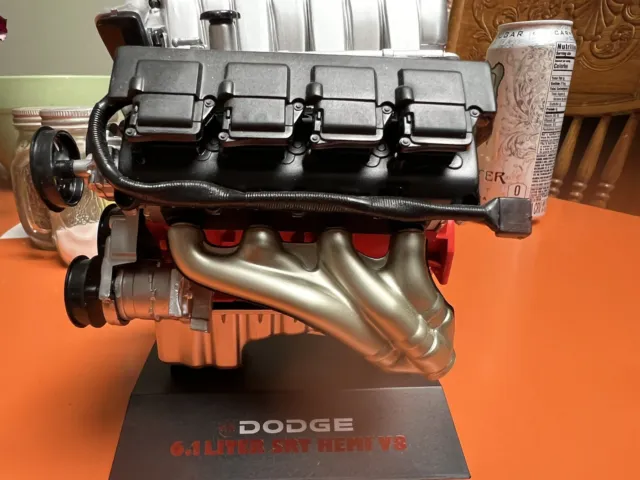 Dodge 6.1 liter SRT Hemi V8 plastic model