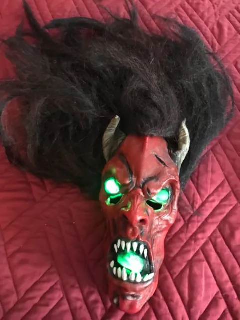 SATANS MASK Devil Horns Crazy Hair Red Face Halloween LIGHT UP EYES/TONGUE Fangs