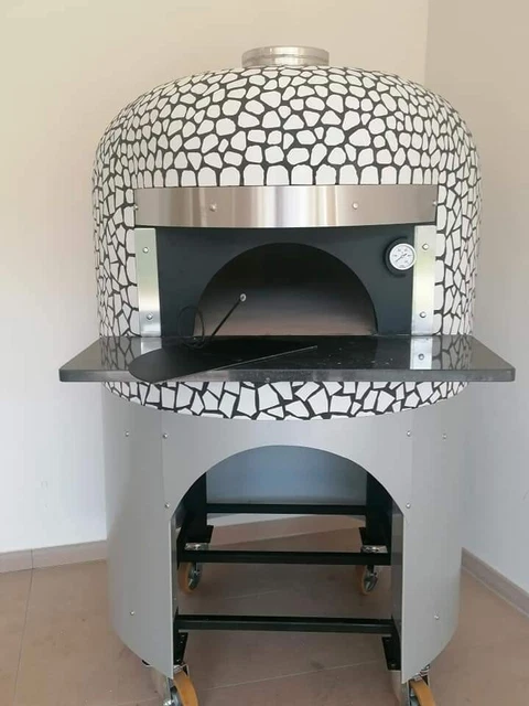 four à pizza Napolitain